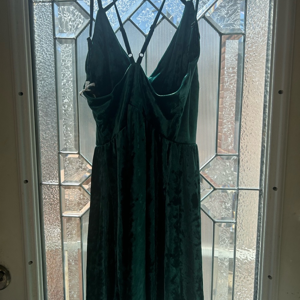 Elegant Green Velvet Dress